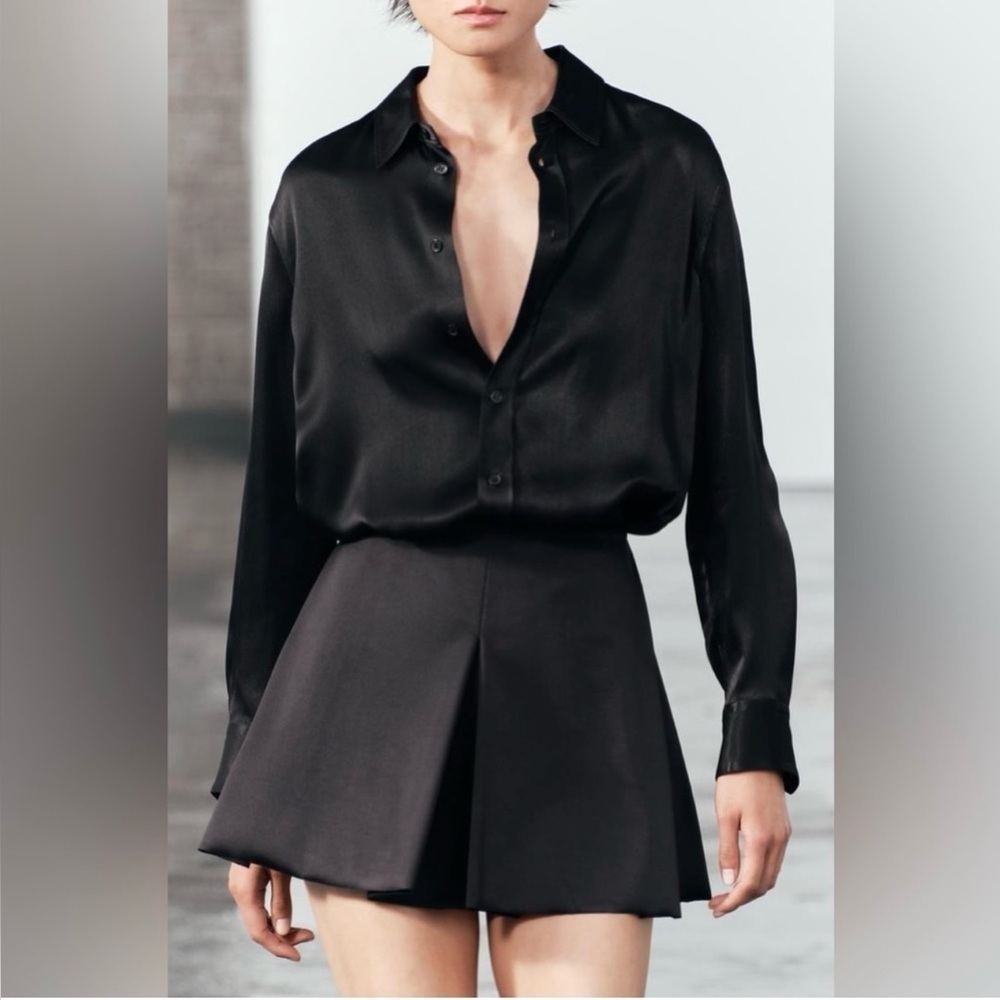 NWOT ZARA  Black Mini Skirt